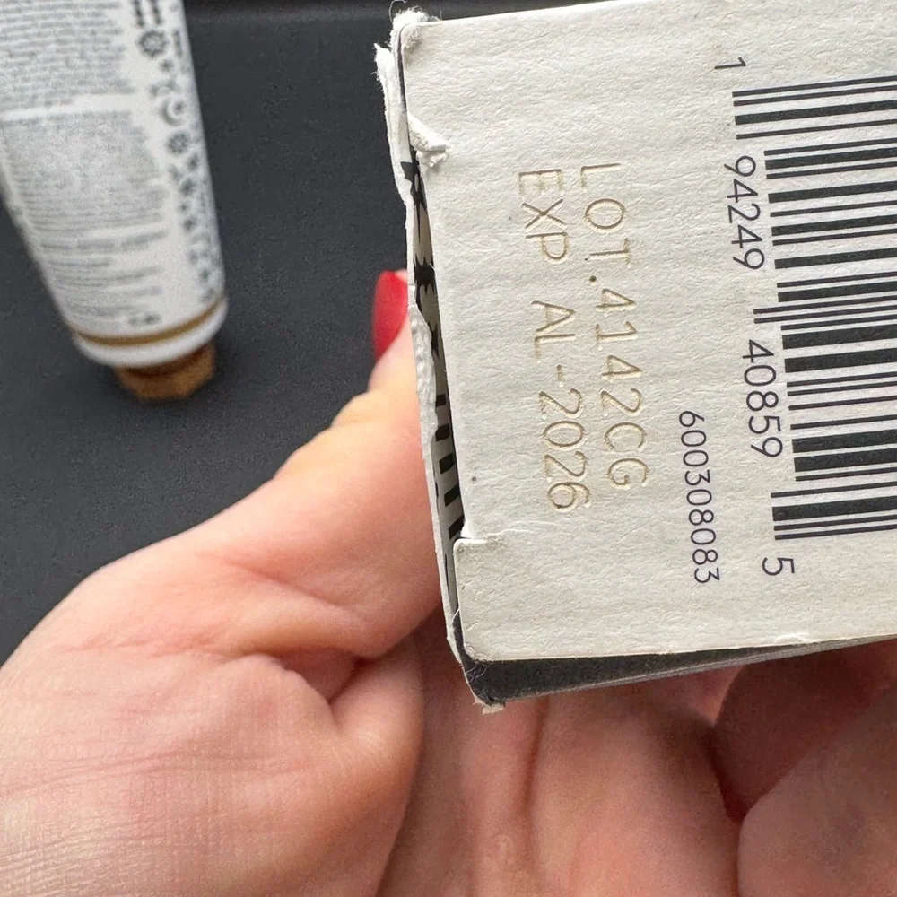 Drunk Elephant Umbra Cocoa Mineral Cream SPF 30 - Picture 6 of 9